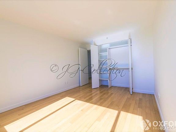4th image of 9 W 31st St APT 26B
