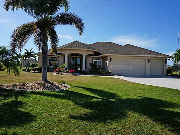 2nd image of 374 Royal Poinciana