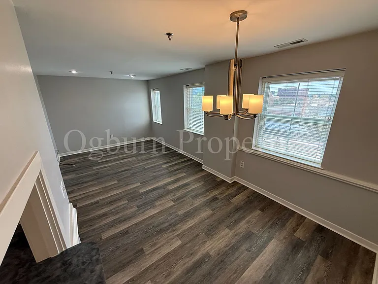 315 N Spruce St #507 — Photo 8