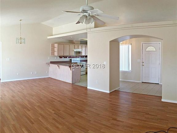 4th image of 1591 Ginger Cir