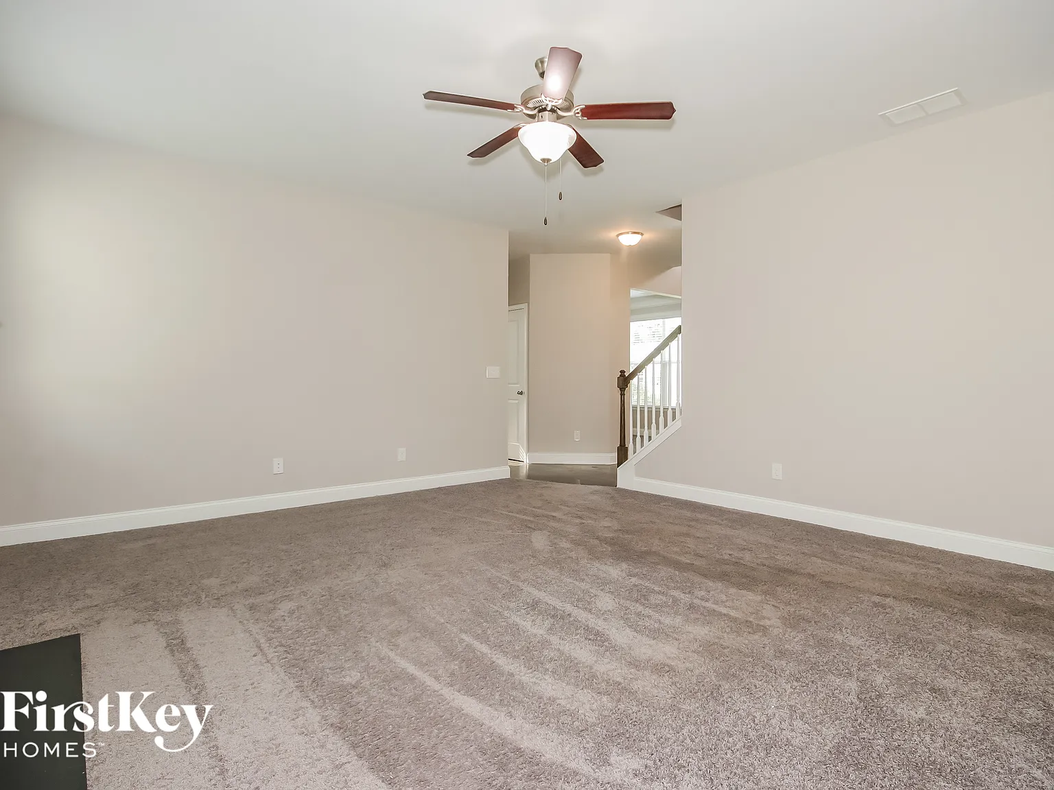 4 bed, 2.5 bath, 2554 sqft, $3,080 — Photo 3
