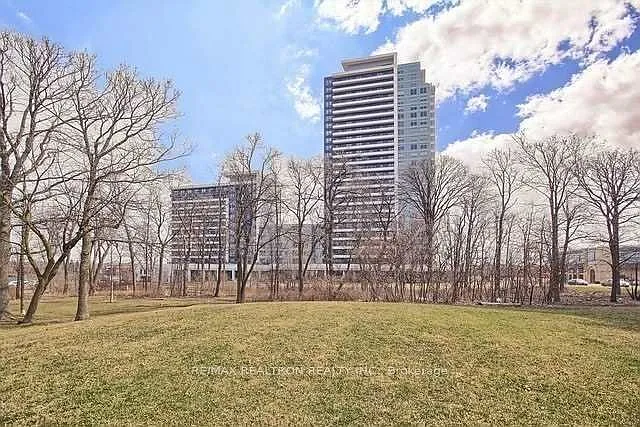 7900 Bathurst St #1216 — Photo 13