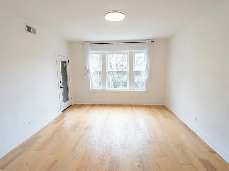 616 W Patterson Ave #1E — Photo 3