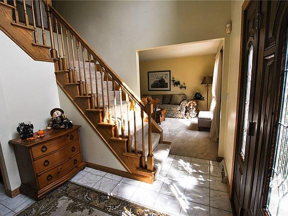 4th image of 102 Chapelview Dr