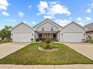 711 Packer Ave, Oshkosh, WI 54901