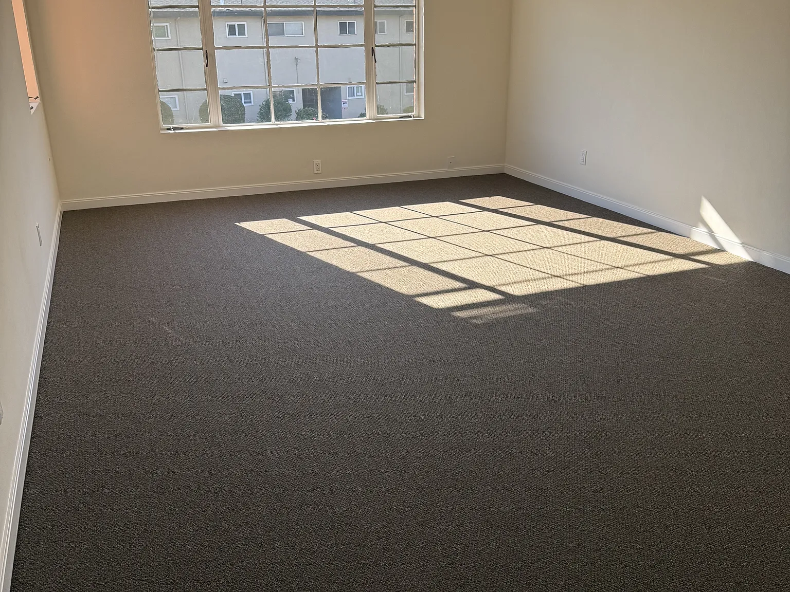 33 El Rose Drive - 3 — Photo 4