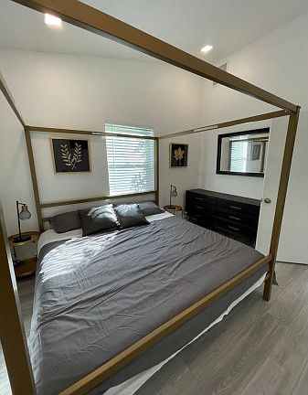 5th image of 1550 Argyle Dr #4