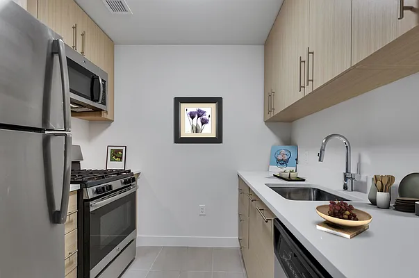 Rented by Cooper & Cooper Real Estate | media 10