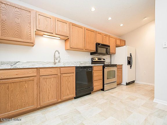 5th image of 1200 Autumn Sun Ct Unit 204-9