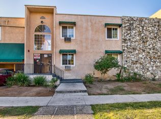 20414 Cohasset St, Winnetka, CA 91306