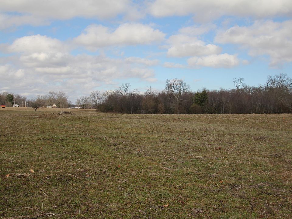 2nd image of 2325 McMinnville Hwy
