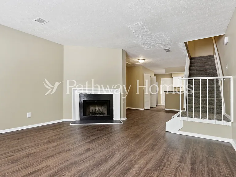 478 Prince Of Wales — Photo 3