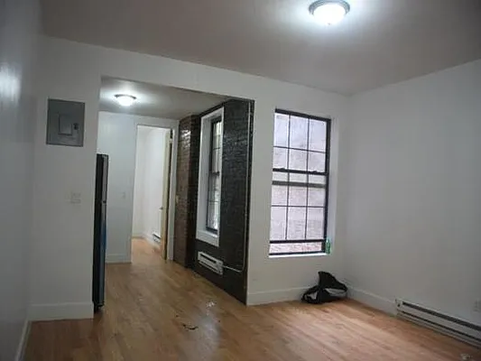 Rented by Lang Realty LLC | media 49