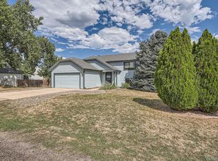 8684 S Yukon St, Littleton, CO 80128