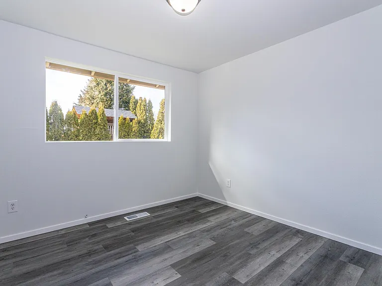 2213 Aberdeen Ct SE — Photo 15
