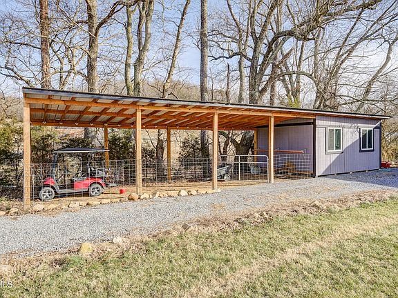 3rd image of 157 Big Sandy Rd