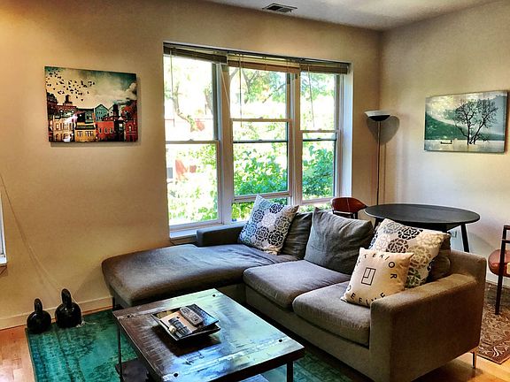 4th image of 2005 W Potomac Ave #2