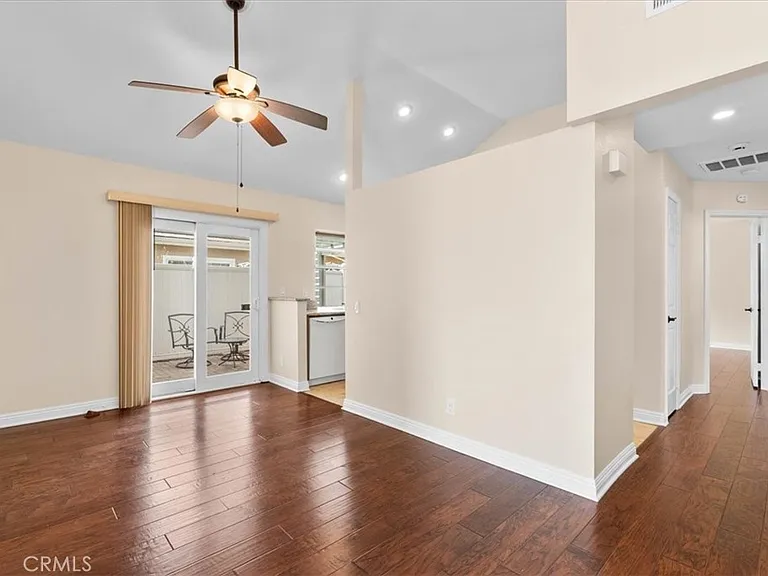 6642 Brighton Pl — Photo 5