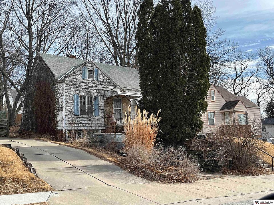 2nd image of 1943 S 61st Ave