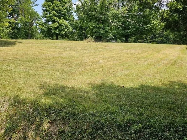 224 E Hendron Chapel Rd, Knoxville, TN 37920