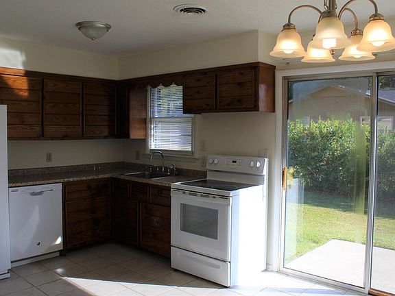 4th image of 800 N 35th St #A