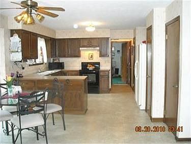 5th image of 10049 Glenhollow Ct