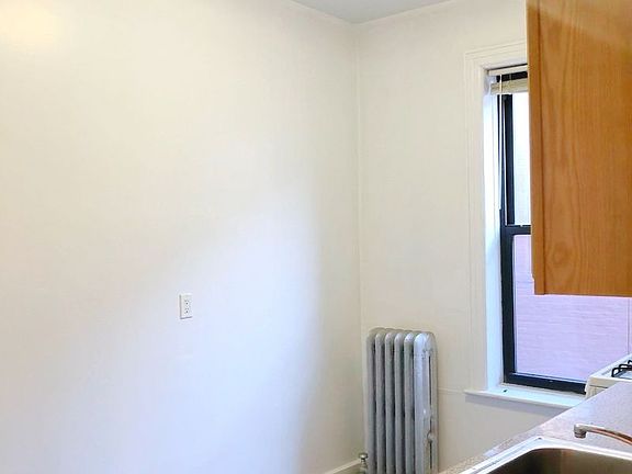 3rd image of 24-60 27th St #3F