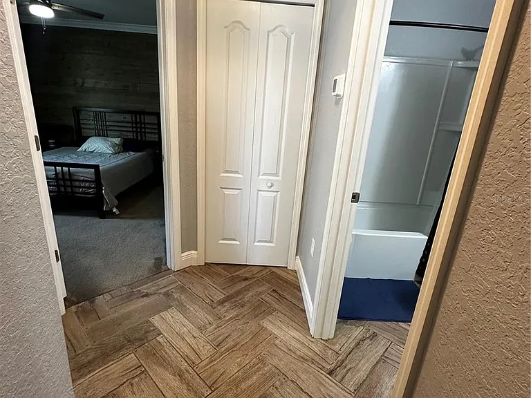 262 Lake Mariana Pl — Photo 40