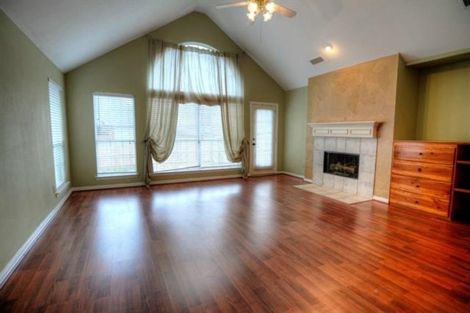 1st image of 5909 Blue Spruce Ln