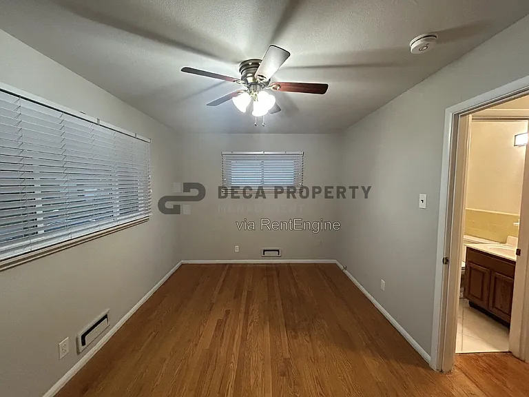 6405 Kingsway Dr — Photo 2