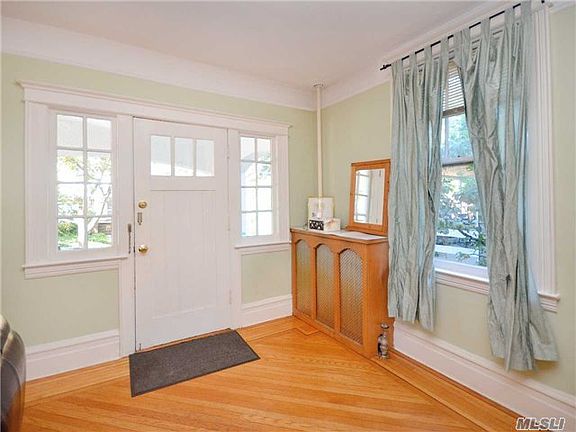 4th image of 18 Park Ave