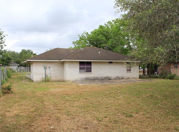 3rd image of 120 Tranquility Dr