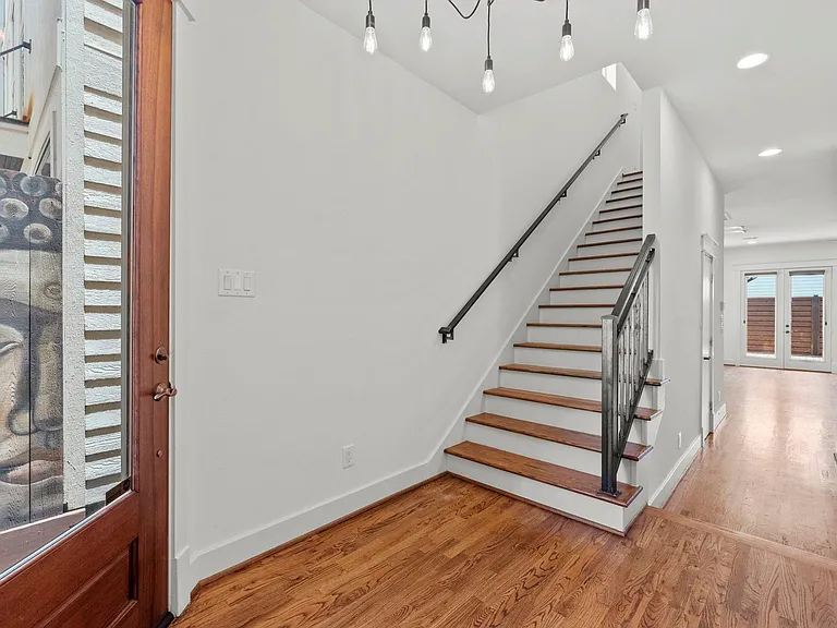 4503 Floyd St — Photo 9