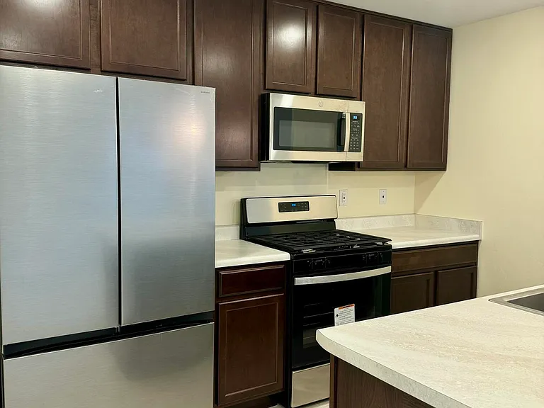 10518 W Harrigan Dr — Photo 13
