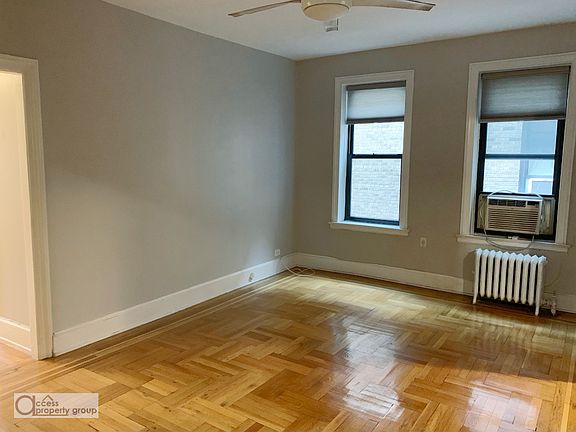 3rd image of 270 Seaman Ave APT E1