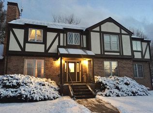 612 Canary Cir, Bluefield, VA 24605