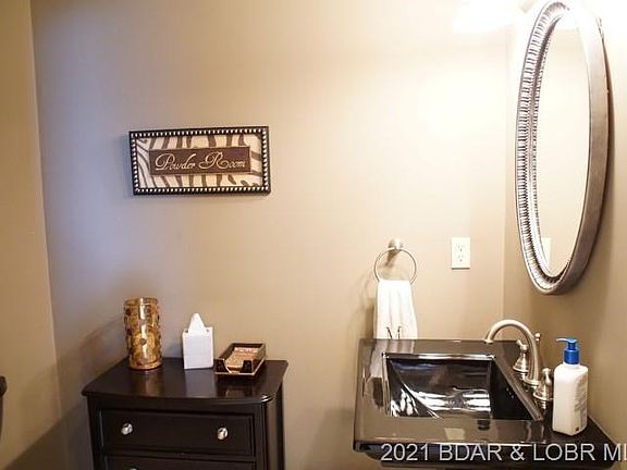 3rd image of 1387 Muirfield Dr