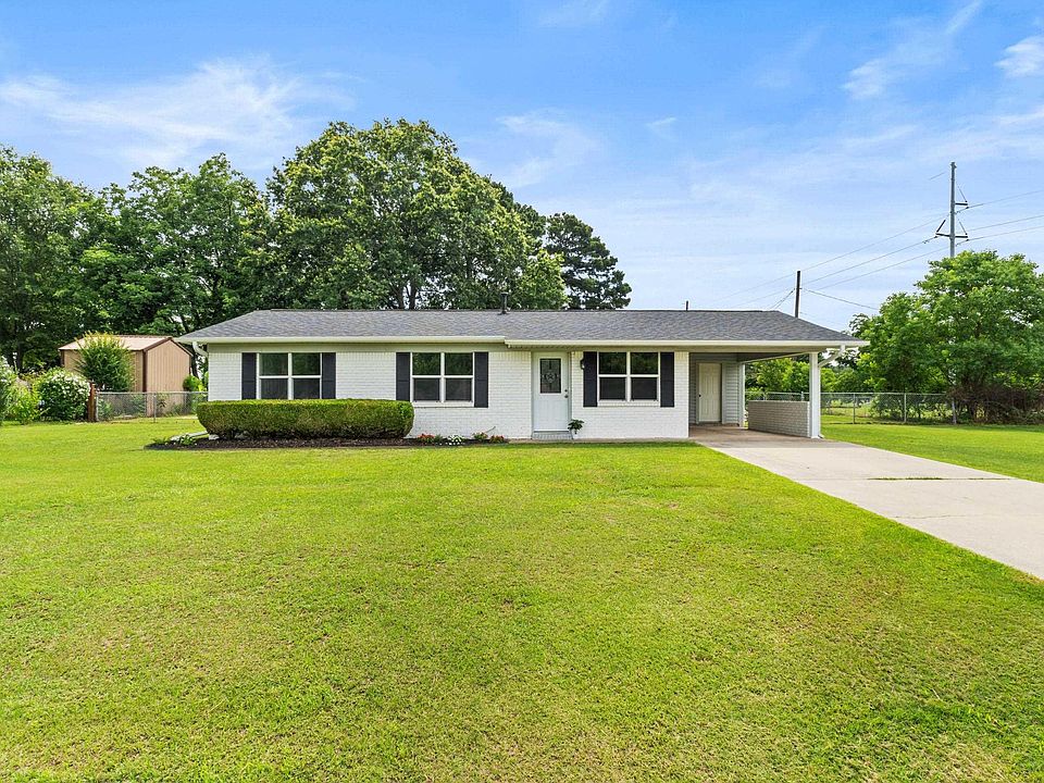 1st image of 3 Sheri Ln