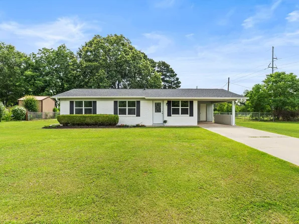 3 Sheri Ln, Texarkana, TX 75503