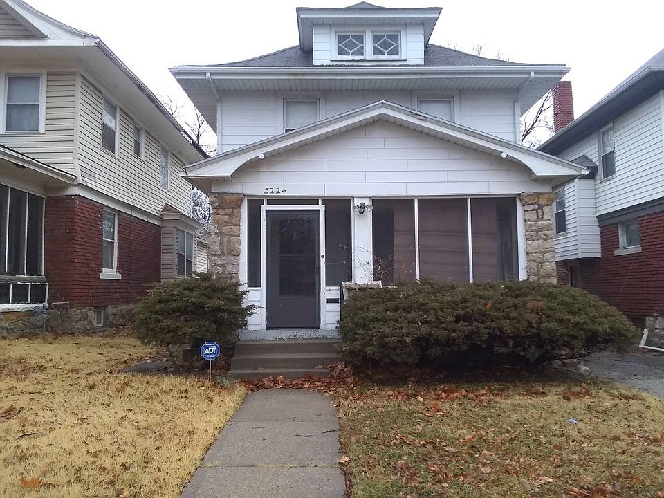 1st image of 3224 E 28th St