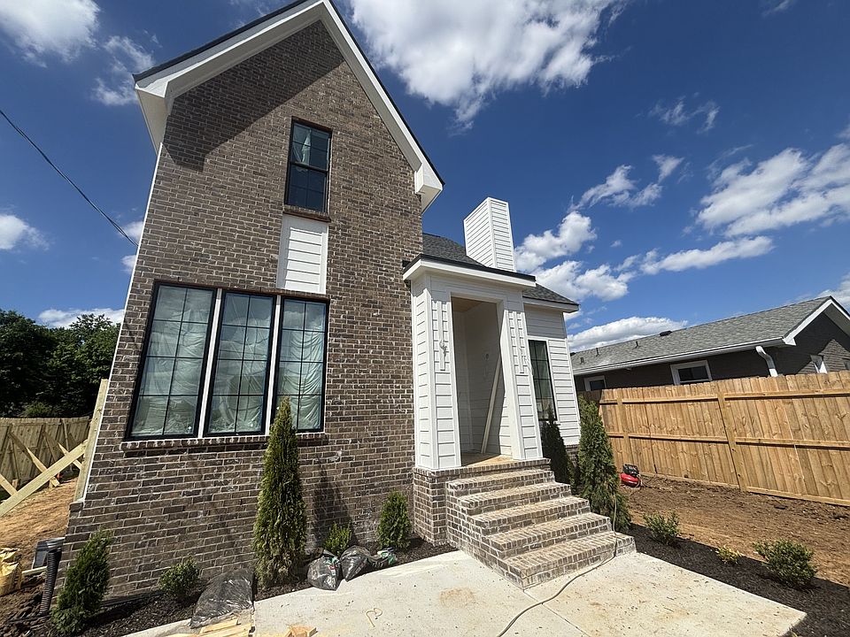 2nd image of 2413 Lazenby Dr