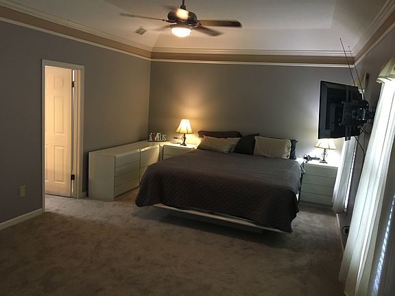 5th image of 7593 Cross Village Dr