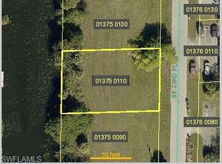 528 SE 23rd Pl, Cape Coral, FL 33990