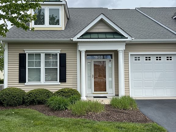 2nd image of 32108 Arbor Dr #39