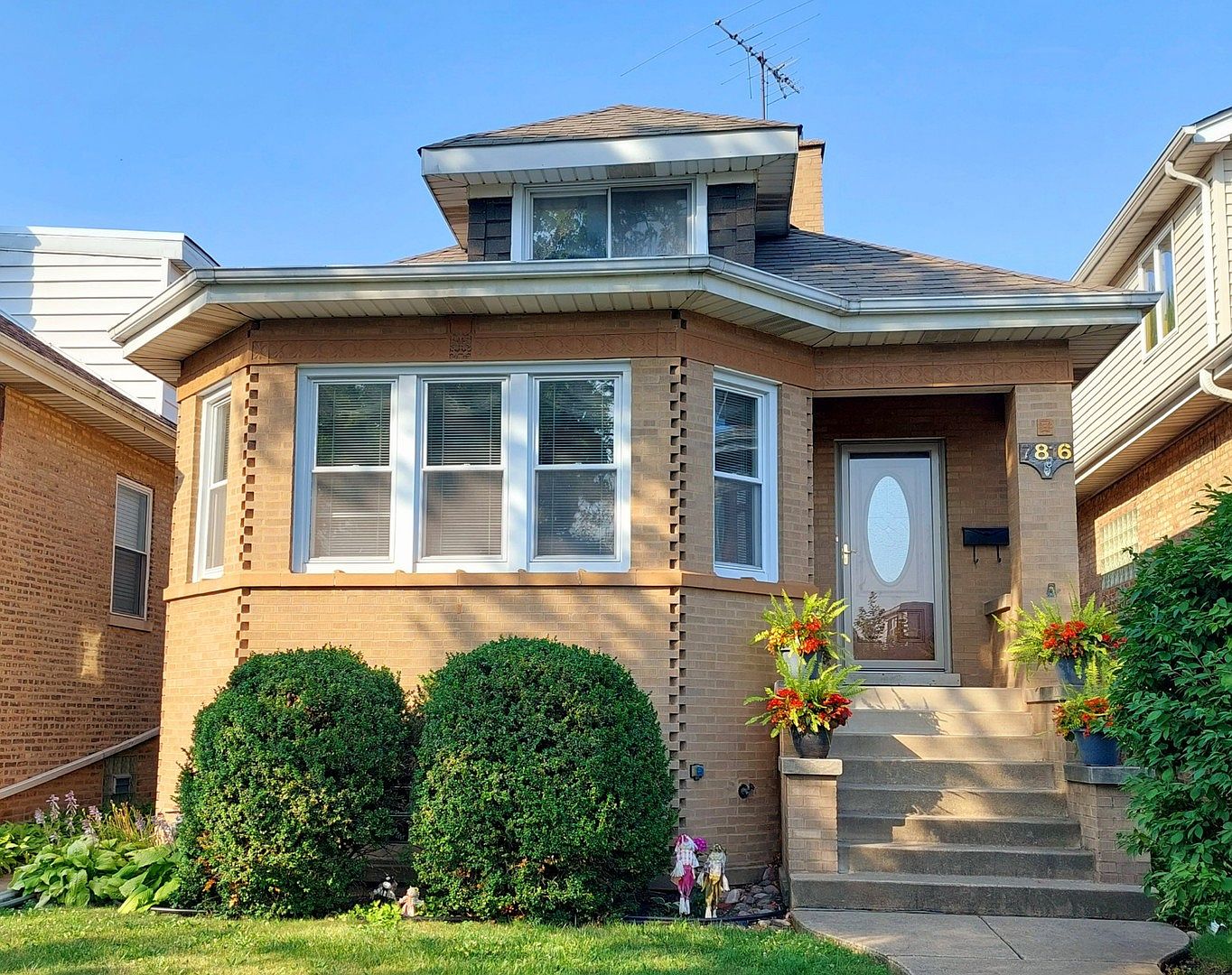 7816 W Sunset Dr, Elmwood Park, IL 60707 | Zillow