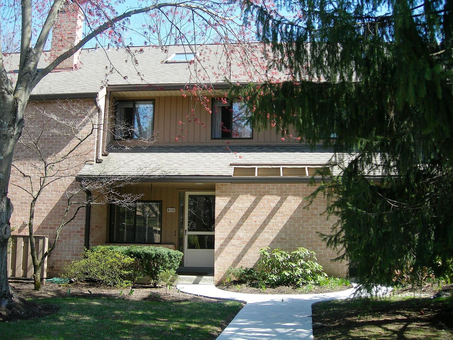 323 Paoli Woods, Paoli, PA 19301 Zillow