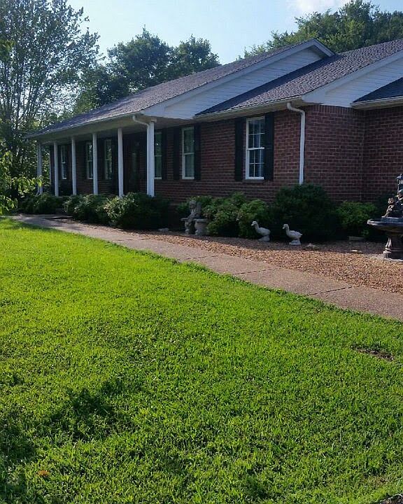 2nd image of 1000 Charlie Reed Rd