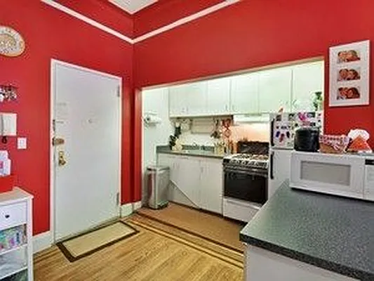 Rented by Corcoran | media 4