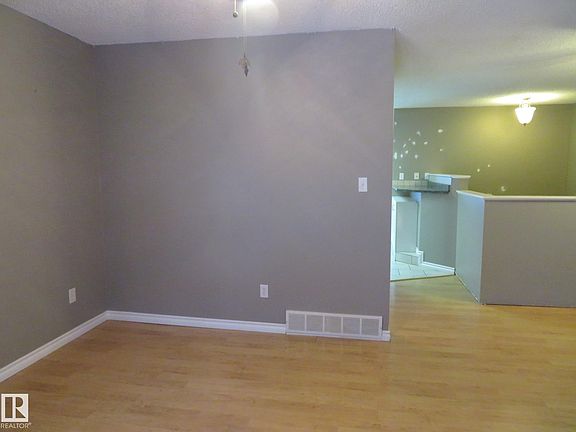 5th image of 1855 Mill Woods Rd NW