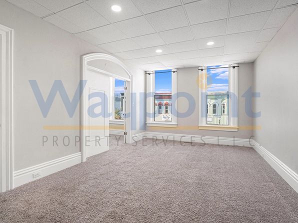 111 W Main St